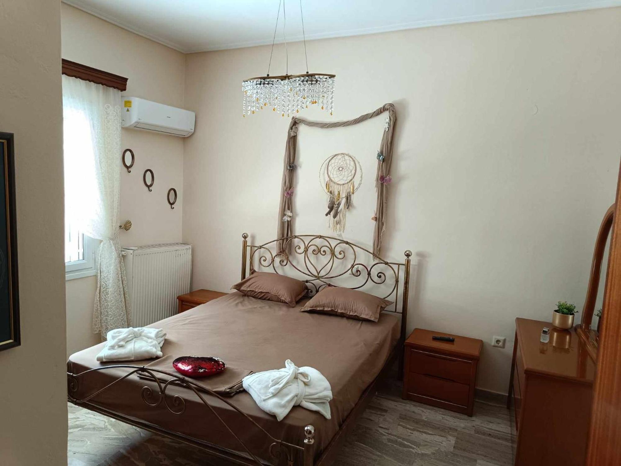 Angela Hilltop Apt 1 Аргаси Экстерьер фото