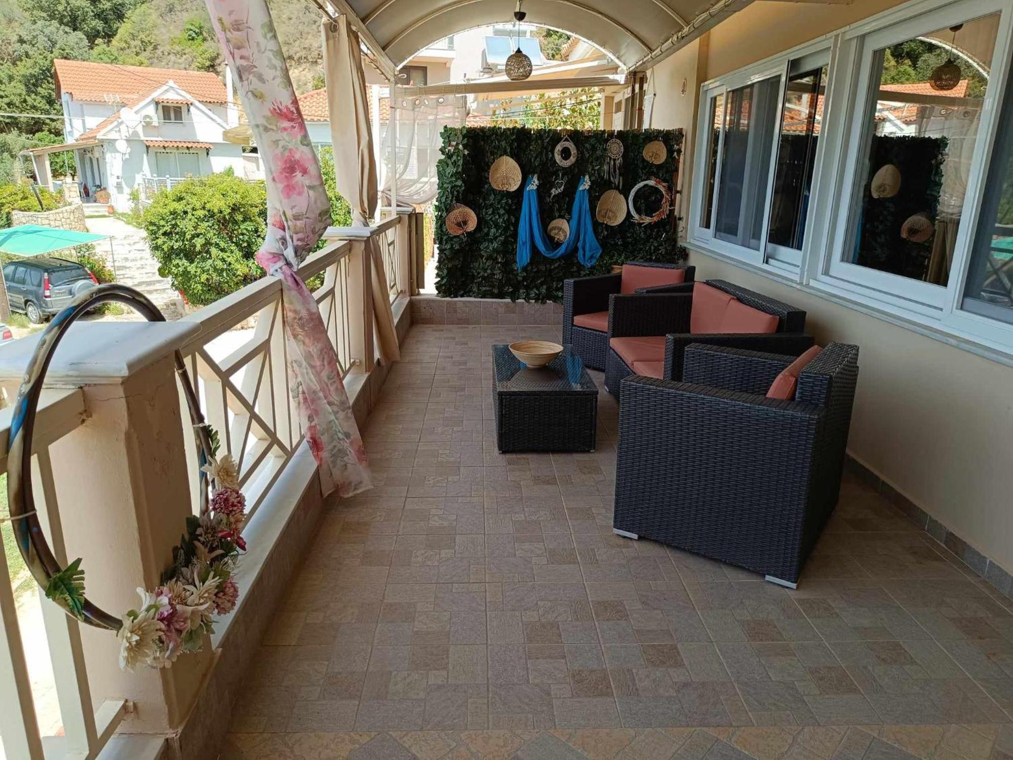 Angela Hilltop Apt 1 Аргаси Экстерьер фото